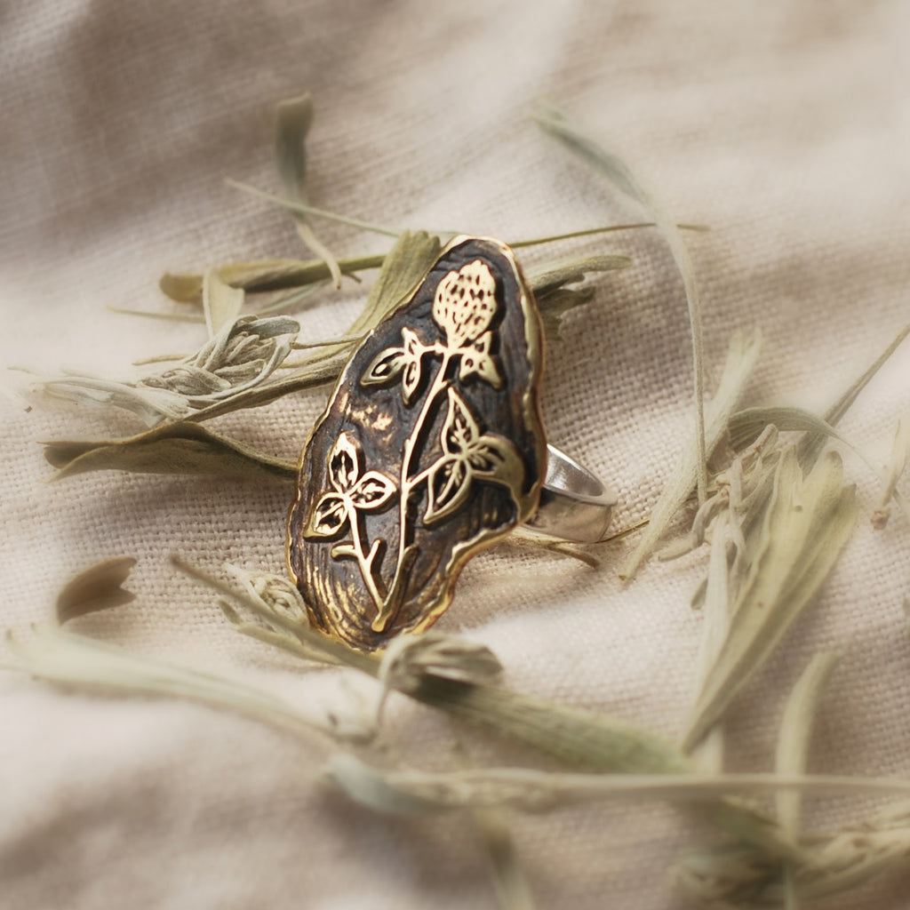Red Clover Ring