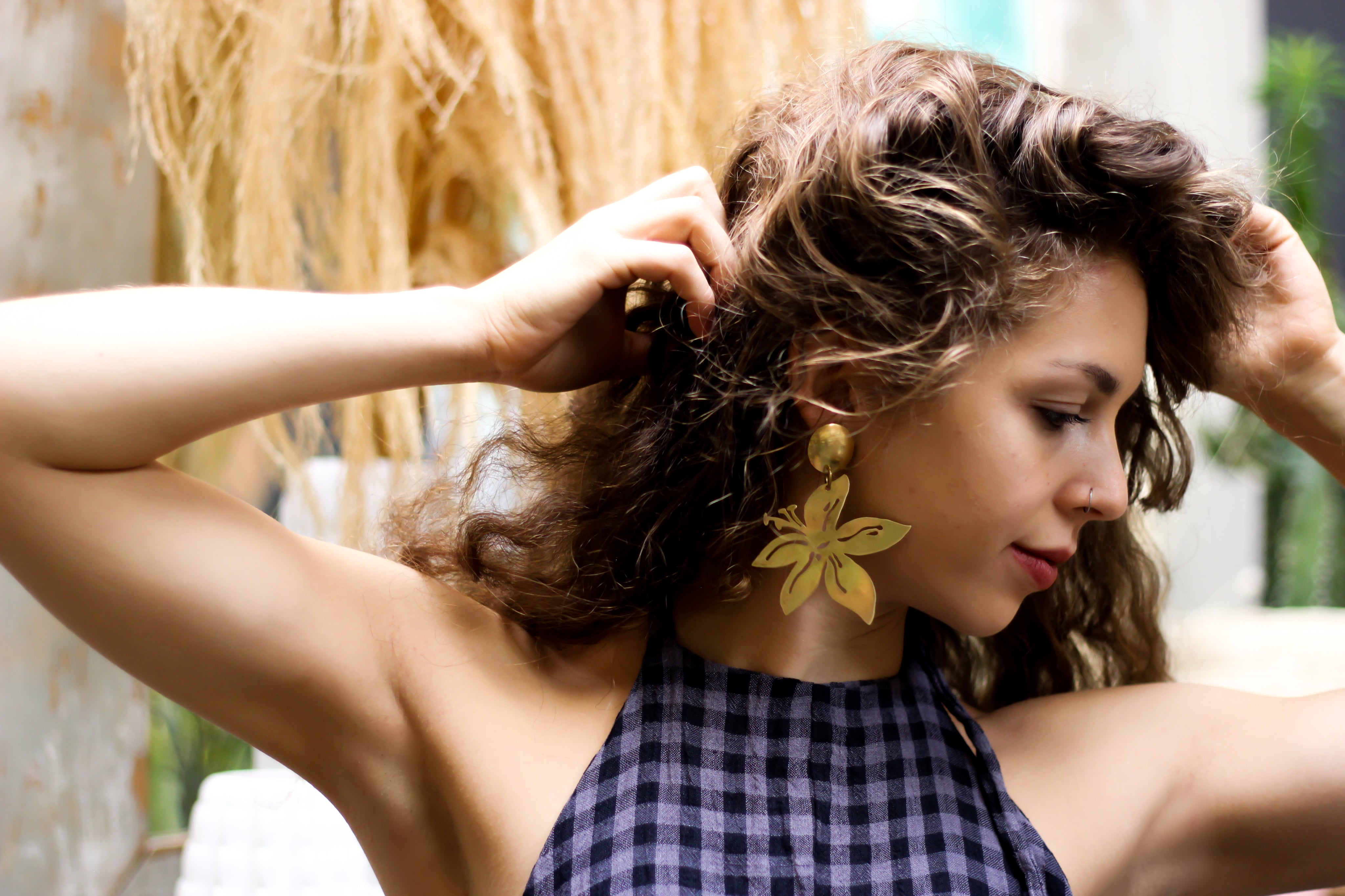 Lilly Post Earrings
